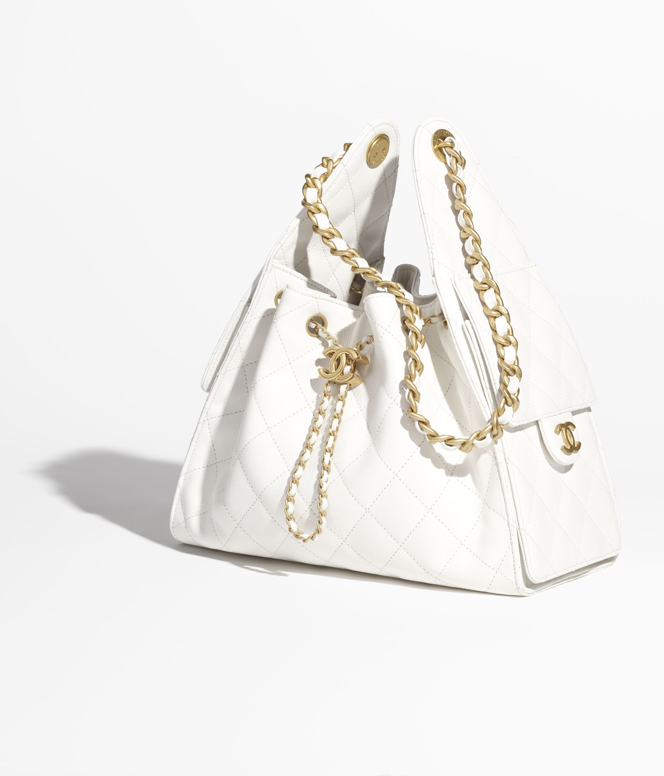 25 CHANEL 25 Small Handbag - Image 2